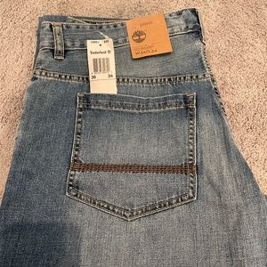 New Timberland Men’s Relaxed Fit Jeans, 36x34, light wash